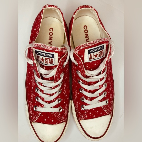 Converse Red Star Sneakers Chuck Taylor Star Perforated 0X SZ 8! - Picture 3 of 9